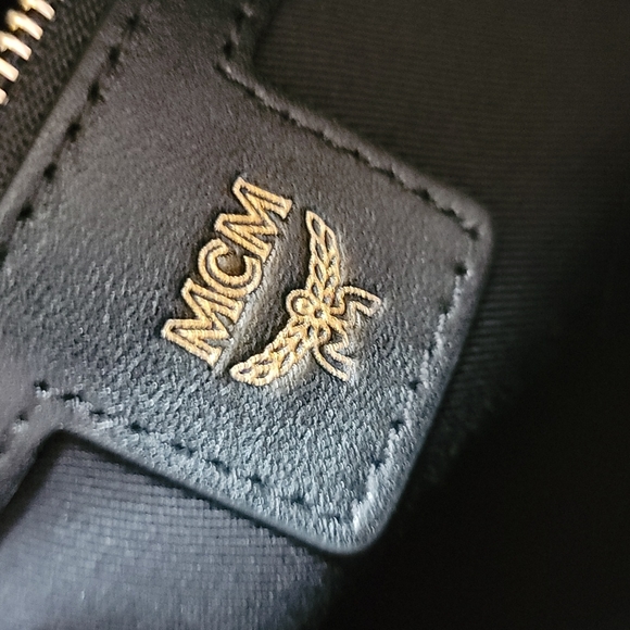 New MCM Pink Visetos Weekender - 18x8 - Picture 11 of 16